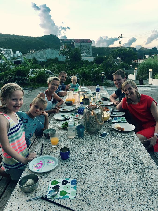 Shiacare Hostel Ludao Eksteriør billede