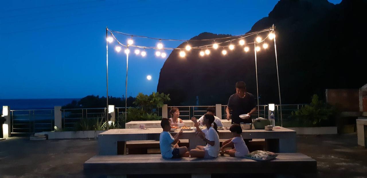 Shiacare Hostel Ludao Eksteriør billede
